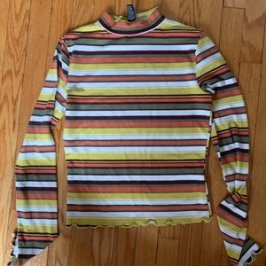 Stripped long sleeve turtle neck